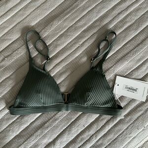 Brand new Vitamin A bikini top